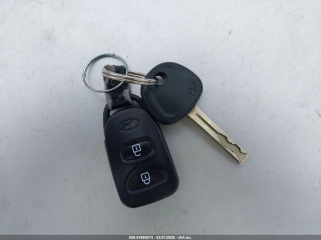 KM8JT3AF1FU107443 Hyundai TUCSON GLS