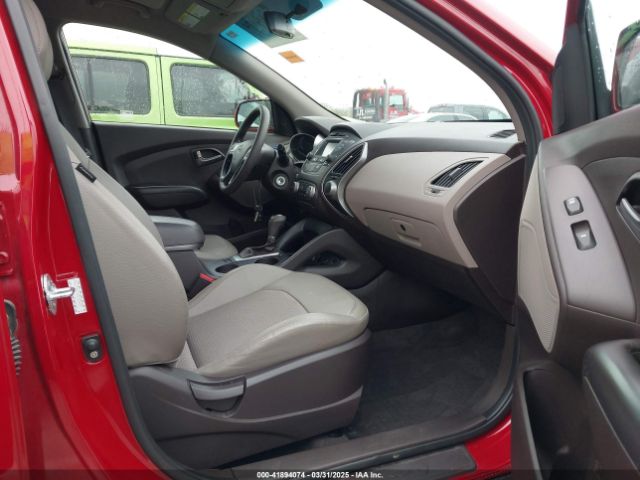 KM8JT3AF1FU107443 Hyundai TUCSON GLS