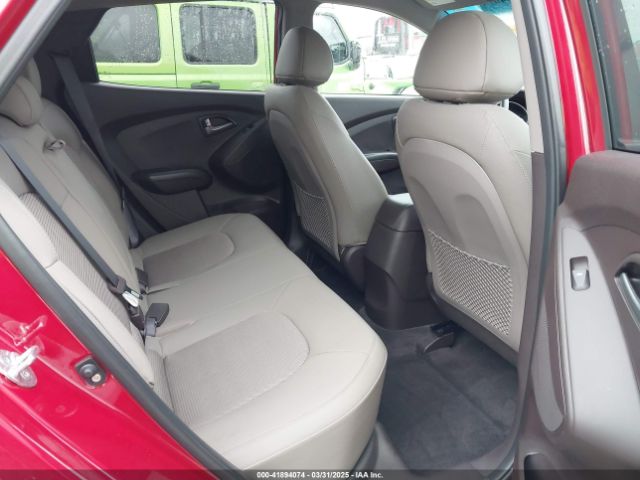 KM8JT3AF1FU107443 Hyundai TUCSON GLS