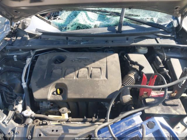 2T1BURHE5JC104279 Toyota COROLLA LE