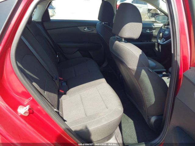 3KPF24AD2KE109213 KIA Forte Lxs
