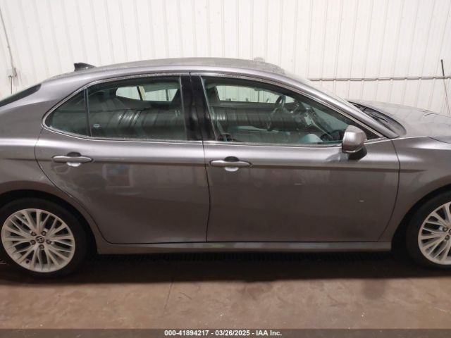 4T1F11AK9LU309293 Toyota CAMRY XLE