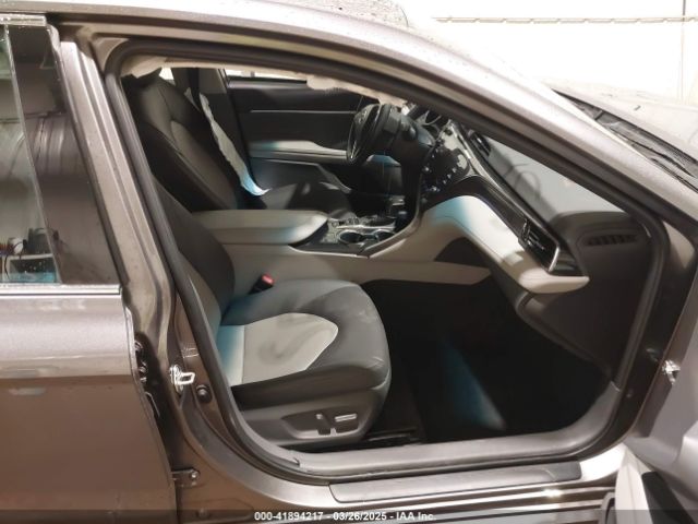4T1F11AK9LU309293 Toyota CAMRY XLE