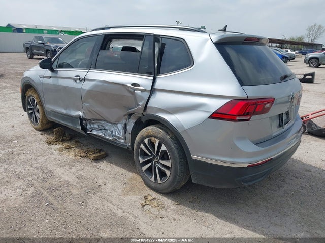 3VV1B7AX8NM106849 Volkswagen Tiguan 2.0t S