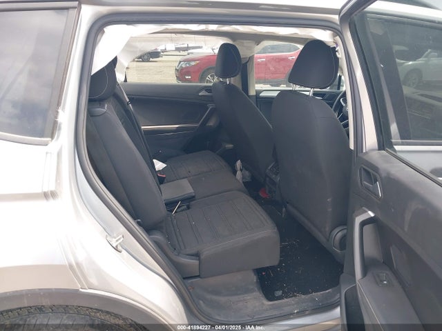 3VV1B7AX8NM106849 Volkswagen Tiguan 2.0t S