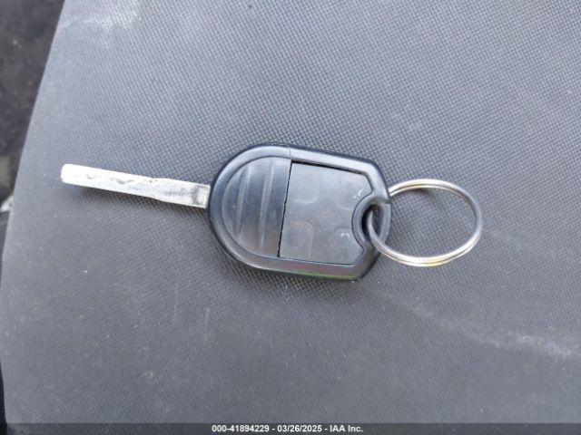 3FADP4BJ6FM100528 Ford FIESTA SE