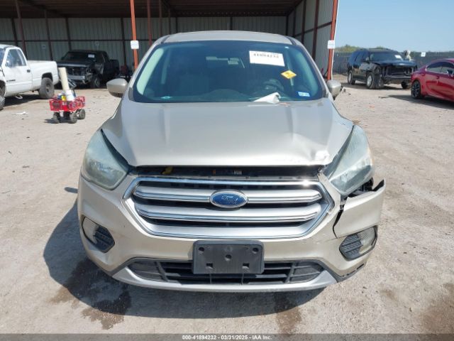 1FMCU0GD3HUC47359 Ford ESCAPE SE