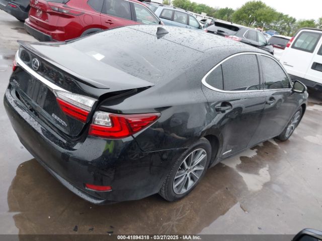 JTHBW1GG7J2193963 Lexus ES 300H