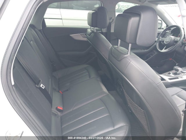 WAUDNAF43HN045092 Audi A4 2.0t Season Of Audi Premium