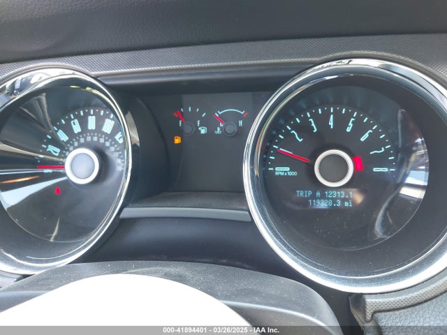1ZVBP8AM7E5254204 Ford Mustang V6