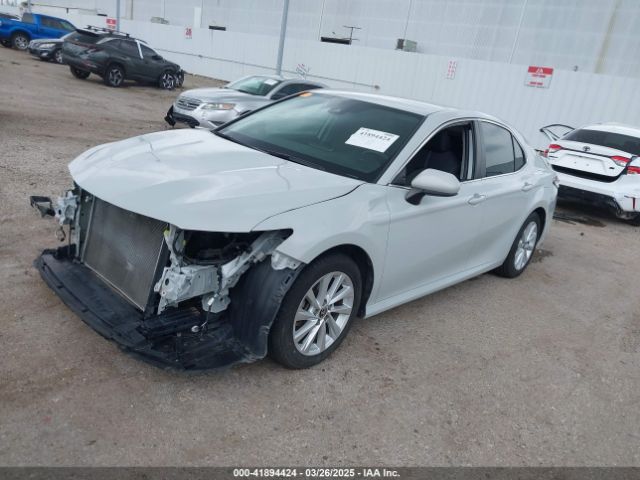 4T1C11AK9NU005421 Toyota CAMRY LE