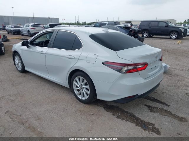 4T1C11AK9NU005421 Toyota CAMRY LE