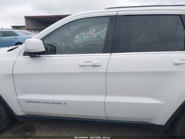 1C4RJEAG9FC829766 Jeep Grand Cherokee Laredo
