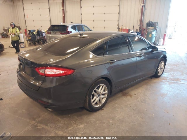 1FA6P0H7XG5112363 Ford FUSION SE