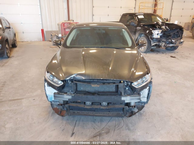 1FA6P0H7XG5112363 Ford FUSION SE