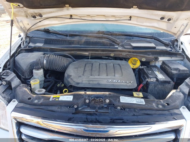 2C4RC1BG6ER437691 Chrysler Town & Country Touring