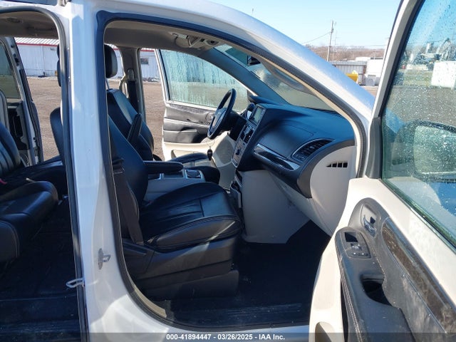 2C4RC1BG6ER437691 Chrysler Town & Country Touring