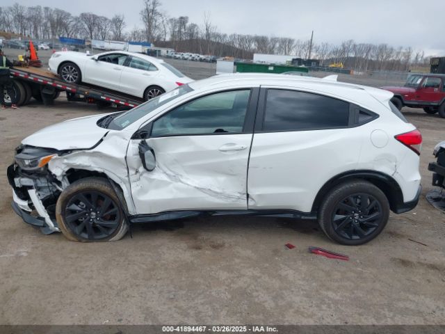 3CZRU6H18NM776130 Honda Hr-v Awd Sport