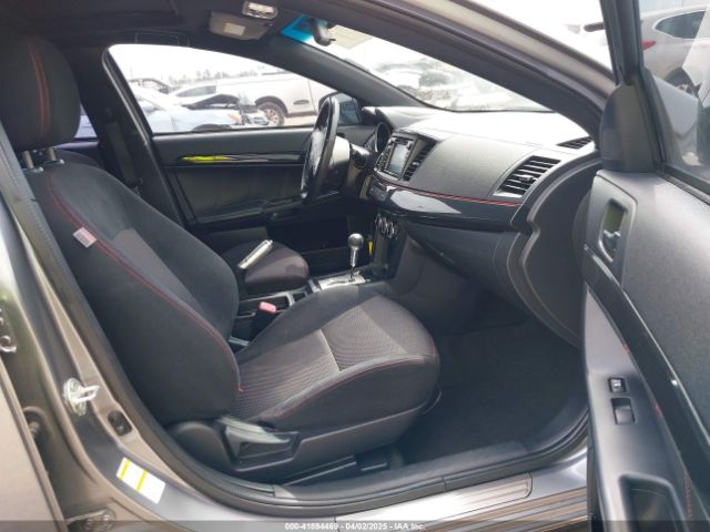 JA32U2FUXHU013182 Mitsubishi Lancer Le