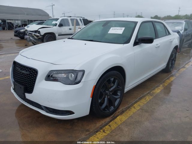 2C3CCAAG4PH538152 Chrysler 300 Touring