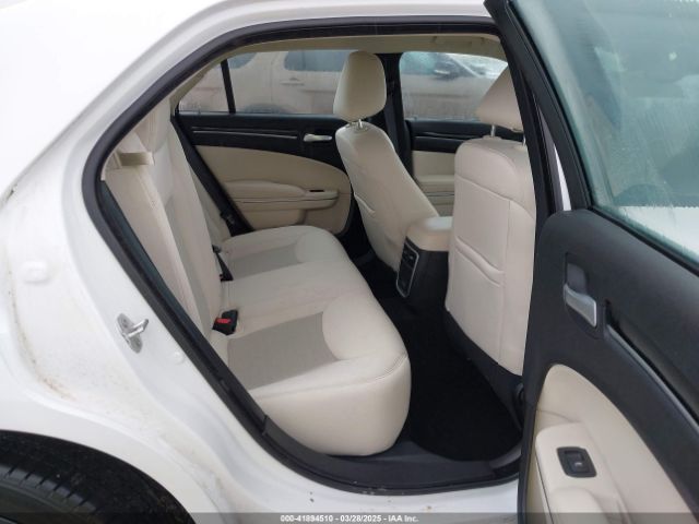 2C3CCAAG4PH538152 Chrysler 300 Touring