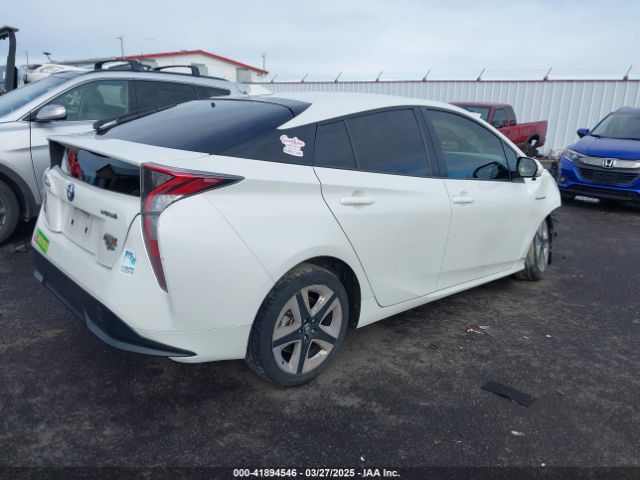 JTDKARFU0G3512967 Toyota Prius Three Touring