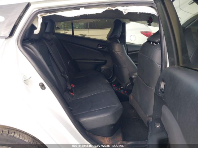 JTDKARFU0G3512967 Toyota Prius Three Touring