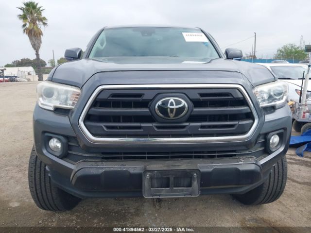 5TFAZ5CNXJX066952 Toyota Tacoma Sr5 V6
