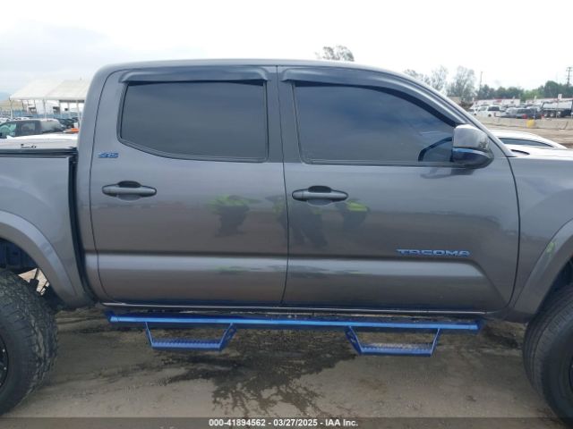 5TFAZ5CNXJX066952 Toyota Tacoma Sr5 V6