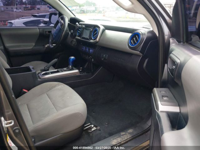 5TFAZ5CNXJX066952 Toyota Tacoma Sr5 V6