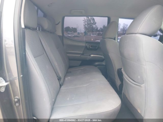 5TFAZ5CNXJX066952 Toyota Tacoma Sr5 V6