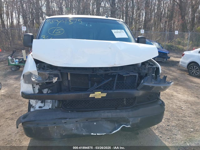 1GCWGAFB3J1334748 Chevrolet Express 2500 Work Van