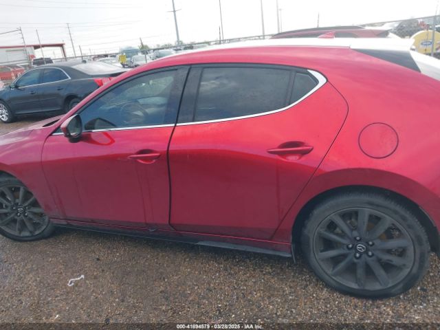JM1BPBML6N1517440 Mazda Mazda3 Hatchback Premium