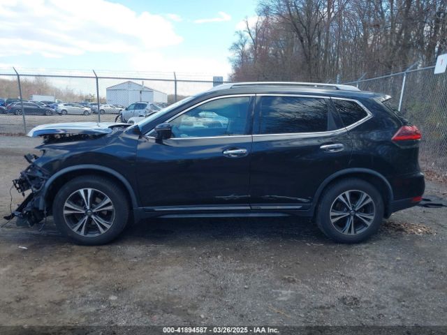 JN8AT2MV3JW310403 Nissan Rogue Sl