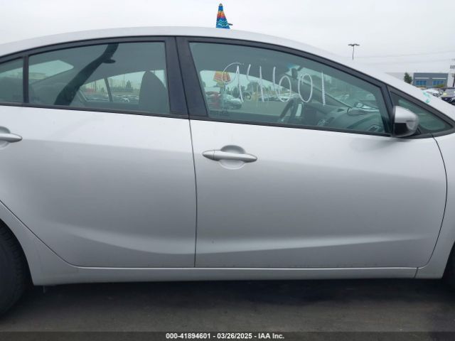 3KPFK4A74HE100015 KIA FORTE LX