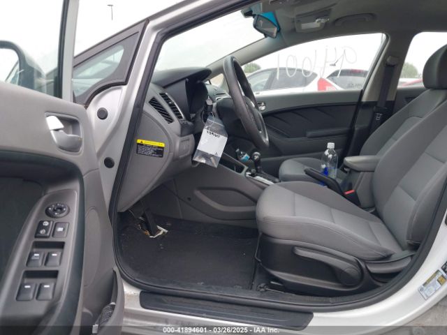 3KPFK4A74HE100015 KIA FORTE LX