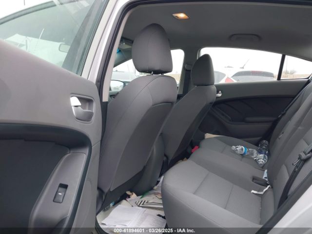 3KPFK4A74HE100015 KIA FORTE LX