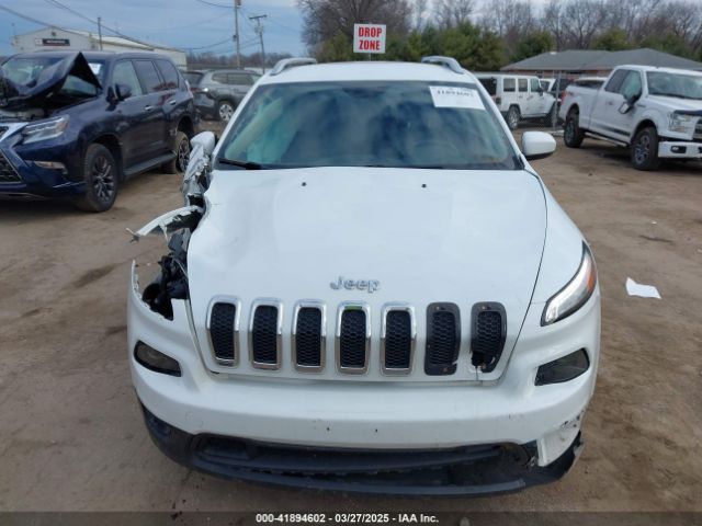 1C4PJMCS9FW625521 Jeep Cherokee Latitude