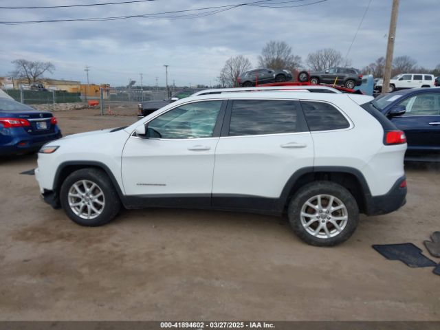 1C4PJMCS9FW625521 Jeep Cherokee Latitude