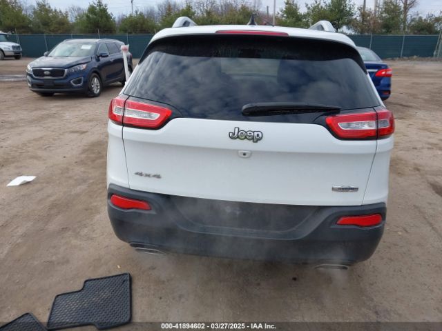 1C4PJMCS9FW625521 Jeep Cherokee Latitude