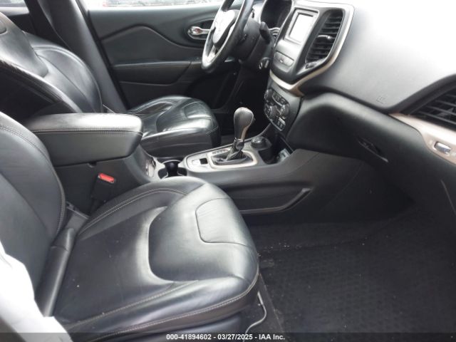 1C4PJMCS9FW625521 Jeep Cherokee Latitude