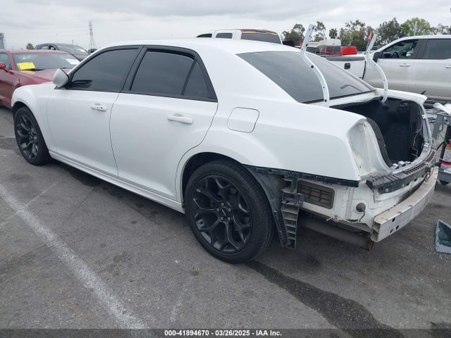 Chrysler 300 2017 2C3CCABT4HH506654 Image 3