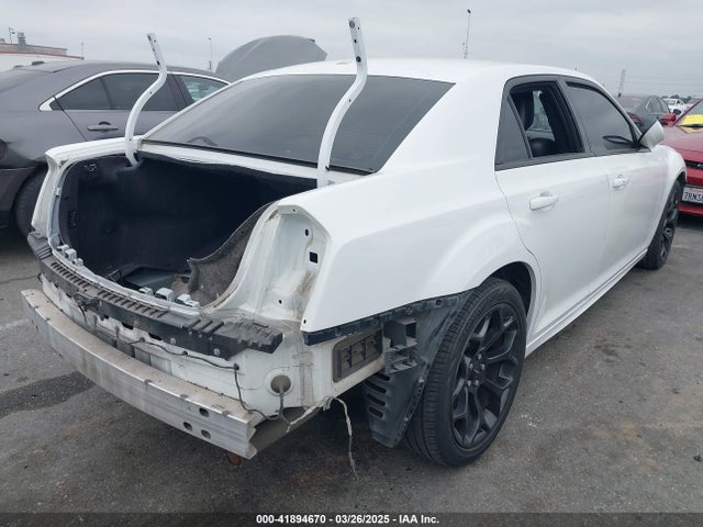 Chrysler 300 2017 2C3CCABT4HH506654 Image 4