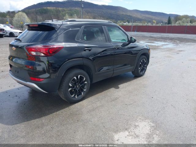 2023 CHEVROLET TRAILBLAZER KL79MPSL0PB002628 Photo 3