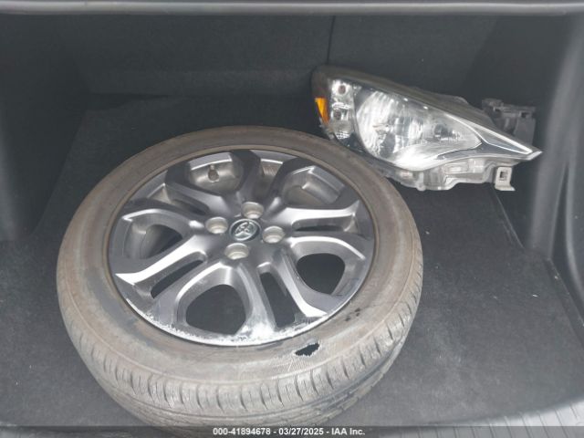 3MYDLBYV4KY505344 Toyota YARIS LE