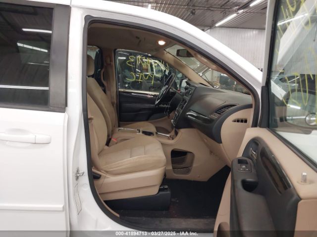 2C4RDGCG2GR273602 Dodge Grand Caravan Sxt
