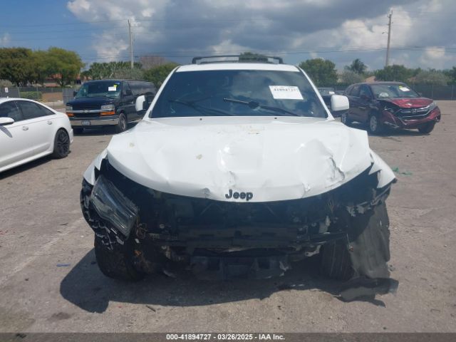 1C4RJEAG3FC722499 Jeep Grand Cherokee Altitude