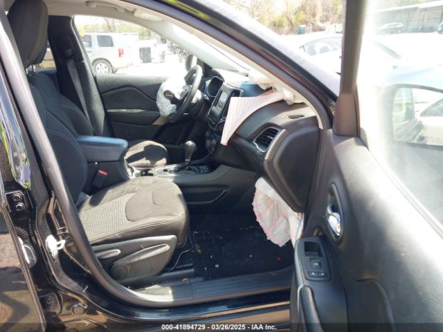 1C4PJLCB2LD581248 Jeep Cherokee Latitude Fwd