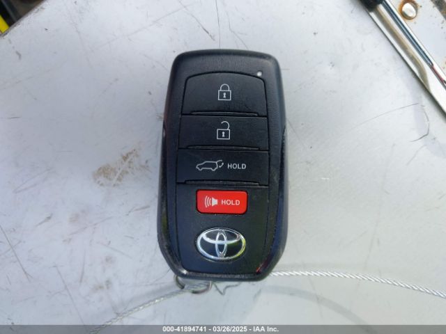 5TDAAAB52RS012564 Toyota Grand Highlander Platinum