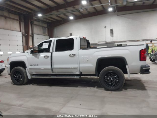 1GT12SEY9KF205812 GMC Sierra 2500hd Denali